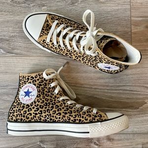 converse pink cheetah